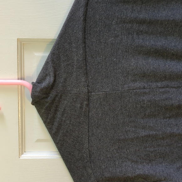 High low woman's shirt - Picture 7 of 10